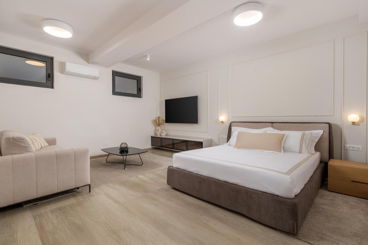 Appartamento In Center Of *